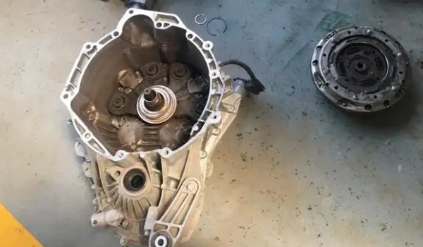 福特福克斯的6at變速箱怎么樣 質量穩定故障率低(駕駛平順性高)