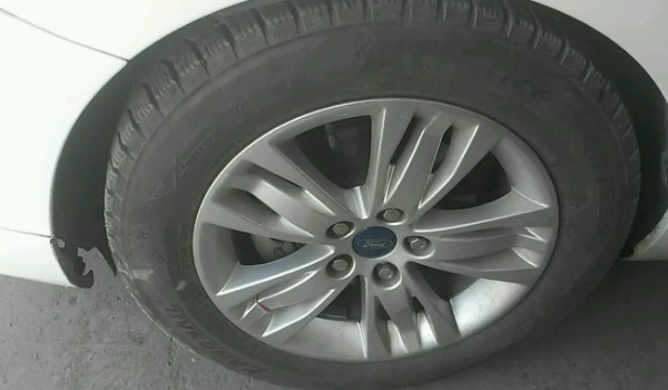 福特福克斯輪胎型號規(guī)格 輪胎型號235/40 r18(固特異輪胎)