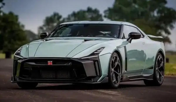 gtr多少錢一輛，參考價150.5-168萬（國內市場已停售）