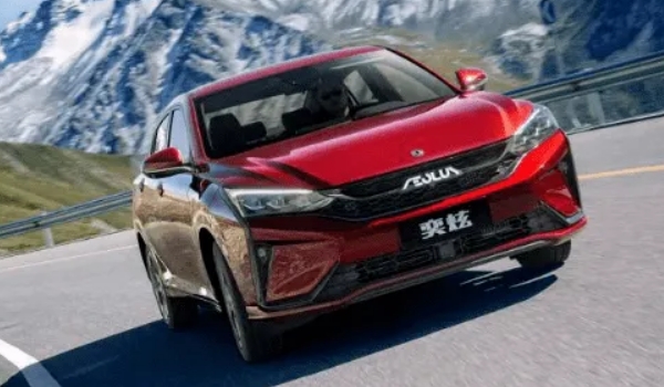 東風風神奕炫油耗怎么樣，綜合百公里平均油耗6L左右