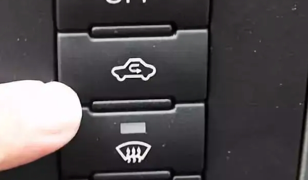 內循環和外循環的區別標志 通過標志上的箭頭來進行區分（用途不同）