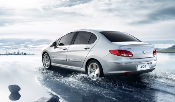 16年標致408二手車賣多少錢 車輛售價4~7萬元之間（根據(jù)車況確定）