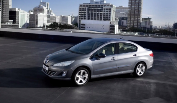 16年標致408二手車賣多少錢 車輛售價4~7萬元之間（根據(jù)車況確定）