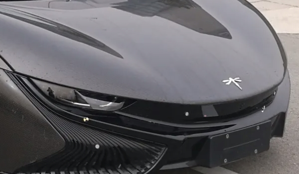 蜻蜓標志是什么車? 品牌是前途汽車（所屬北京譽華特投資有限公司）