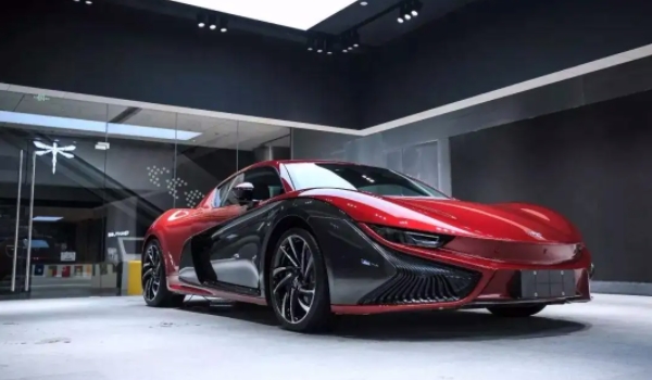 蜻蜓標志是什么車? 品牌是前途汽車（所屬北京譽華特投資有限公司）