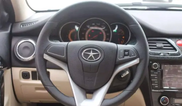 方向盤偏一點點有必要調整嗎 不需要調整