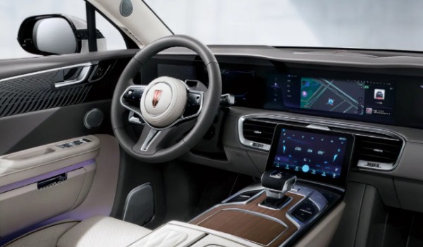 紅旗hs9新款2022款價(jià)格suv成交價(jià) 2022款成交價(jià)60萬(wàn)元(分期首付17萬(wàn))