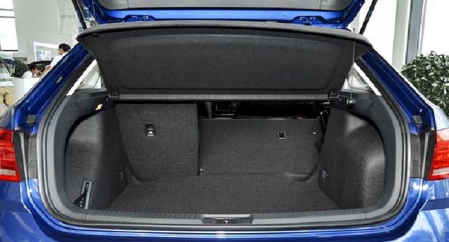 鑰匙鎖車里最有效一招，看看你實踐過哪一種