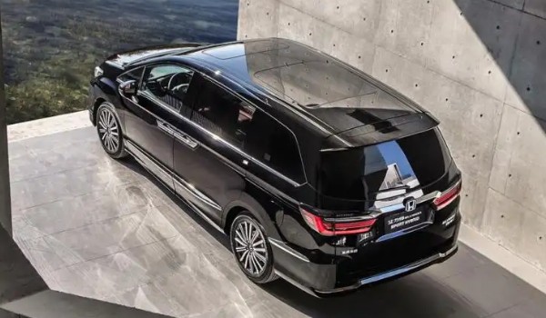 艾力紳新款2022款報價及圖片 2022款艾力坤27萬一輛(落地30萬)