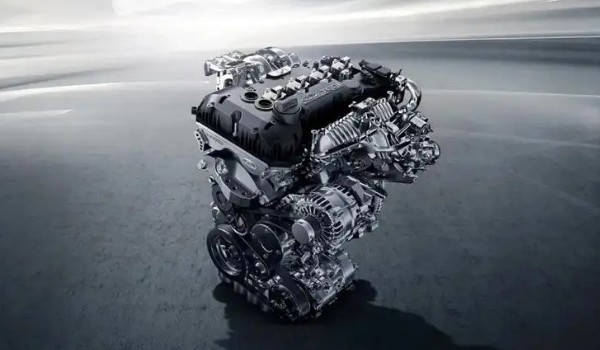 英菲尼迪qx50發(fā)動(dòng)機(jī)號(hào)在哪里 發(fā)動(dòng)機(jī)缸體位置(打開引擎蓋尋找)