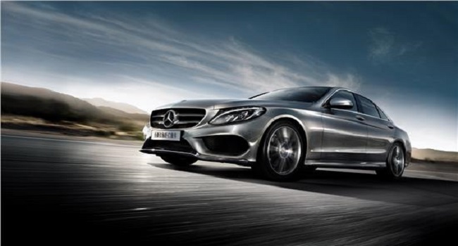 奔馳c級哪款車最值得買,改款 C 260 L運動版就是不錯的選擇