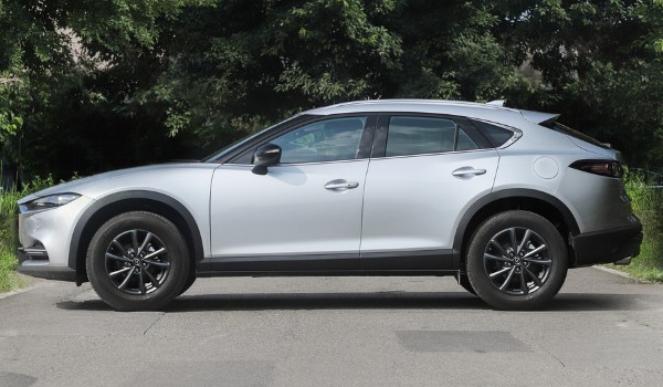 馬自達(dá)cx4真實口碑 搭載2.5L發(fā)動機(jī)(軸距長達(dá)2700mm)