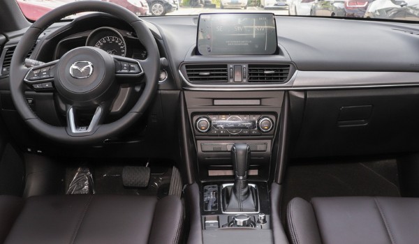 馬自達(dá)cx4真實口碑 搭載2.5L發(fā)動機(jī)(軸距長達(dá)2700mm)