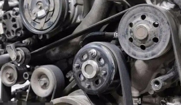 新款豐田致炫x是什么發動機 搭載1.5L四缸發動機(最大馬力112匹)