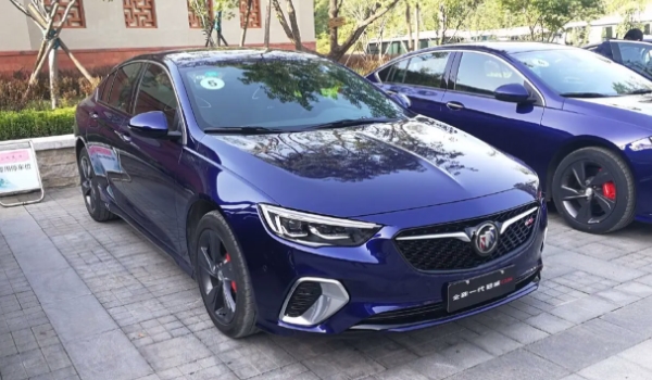 別克君威和君越哪個好 兩輛車各有優勢（根據不同需求購買使用）