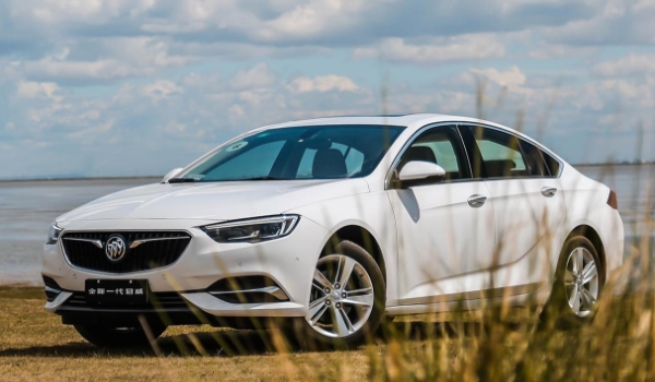 別克君威和君越哪個好 兩輛車各有優勢（根據不同需求購買使用）