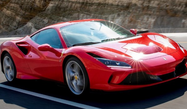 法拉利f8二手價(jià)格 二手f8售價(jià)399萬元(新車305萬)