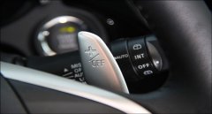 換擋撥片是干什么的，用于自動(dòng)擋車型在手動(dòng)模式下的手動(dòng)升檔或降檔