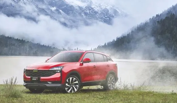 觀致7詳細介紹 車輛定位是緊湊型SUV(廠商指導價格10.98萬元到15.98萬元)