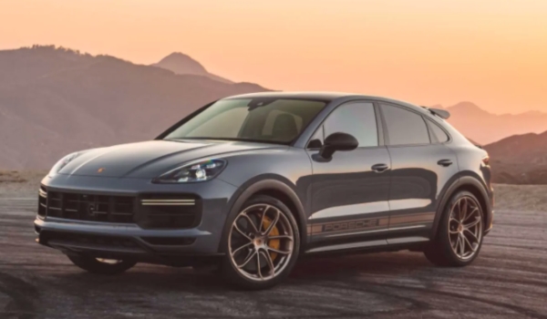 保時(shí)捷卡宴混動(dòng)好還是油的好 混動(dòng)車(chē)型使用效果好(插電式混合動(dòng)力)