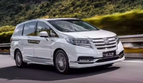 艾力紳新款2022款報價及圖片 艾力紳新車售價27.98萬(全款落地31.70萬)