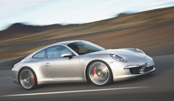 保時捷30萬一50萬車型圖片 目前沒有30萬到50萬的車型區間