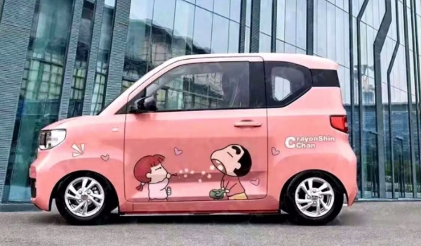 五菱宏光新能源汽車(chē)2022款價(jià)格 五菱宏MINIEV新能源起步售價(jià)3.28萬(wàn)