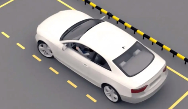 側方位停車技巧 有多項技巧需要注意（保證考試項目通過率）