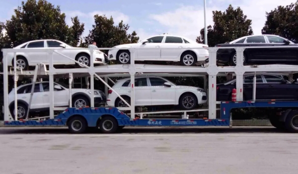 托運(yùn)汽車一公里多少錢 1公里在1元到10元(選擇有資質(zhì)的公司運(yùn)輸)