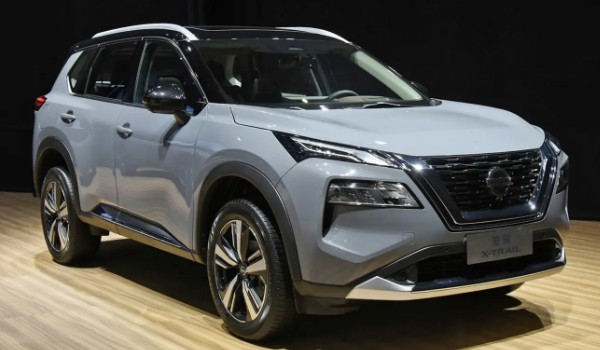 奇駿榮耀發動機怎么樣 搭載2.0L發動機(最大馬力151匹)