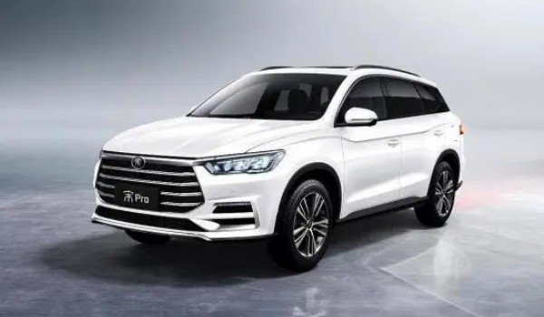 比亞迪宋pro新能源2022款價格 2022款售價13萬一輛(分期首付4萬)