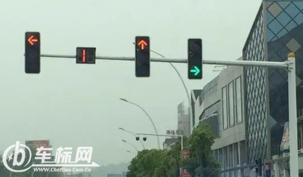 右轉紅燈右轉算闖紅燈嗎 算闖紅燈(扣6分罰款200元)