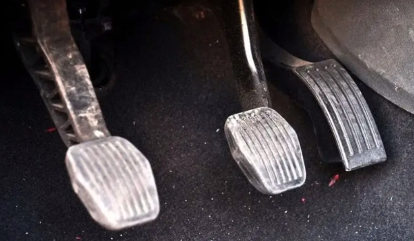 離合器怎么才能控制得好 需要掌握半離合狀態(才能很好的使用)