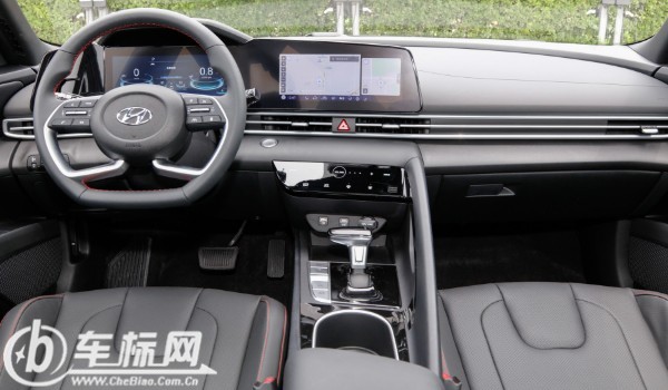 現代伊蘭特2022款報價及圖片 2022款伊蘭特售價8萬(分期首付2萬)