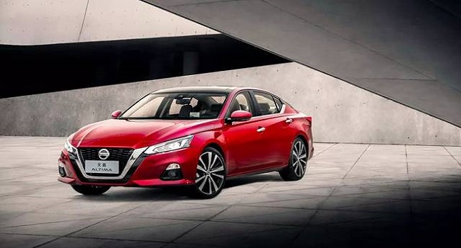 天籟20舒適版報價，價格跨度為17.98-26.98萬同級車型中性價比高