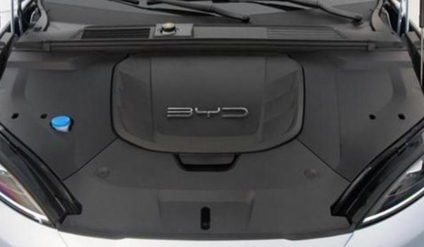 比亞迪海豹的續航里程是多少 最遠續航可達700km(三種續航版本)