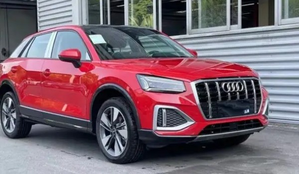 奧迪q2l分期首付多少錢 分期首付5萬(36期月供3608元)