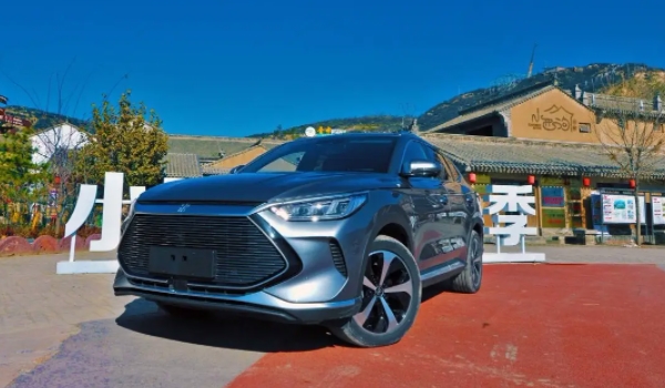 哪款電動(dòng)汽車(chē)質(zhì)量好性價(jià)比高 比亞迪宋PLUS新能源質(zhì)量不錯(cuò)性價(jià)比高