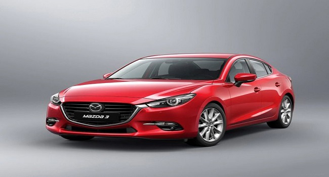 昂克賽拉和思域哪個好，誰才是日系的操控王者