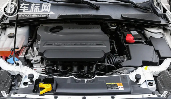 福特福睿斯這款車怎么樣 百公里油耗7.9L(馬力可達122匹)