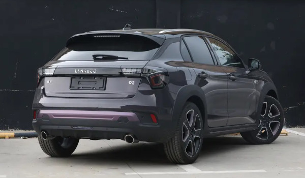 領克02分期首付多少月供多少 分期首付4萬(36期月供2797元)