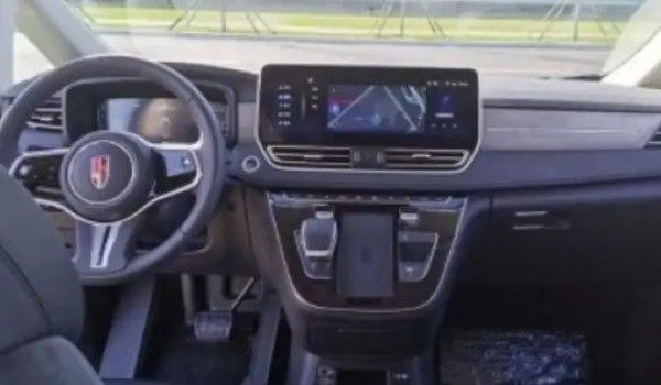 紅旗hq9這款車怎么樣 百公里油耗8.8L(馬力可達252匹)