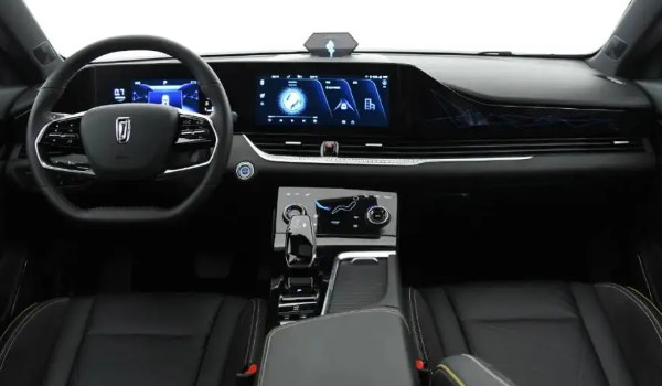 奔騰b70分期首付多少錢 分期首付3萬(wàn)(36期月供2151元)