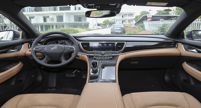 別克新款轎跑25萬推薦，沉穩大氣充滿安全感