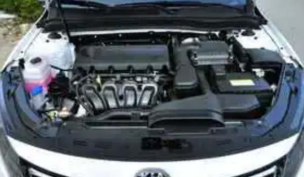 起亞k5發動機怎么樣啊 輸出馬力可達240匹(搭載兩款發動機)