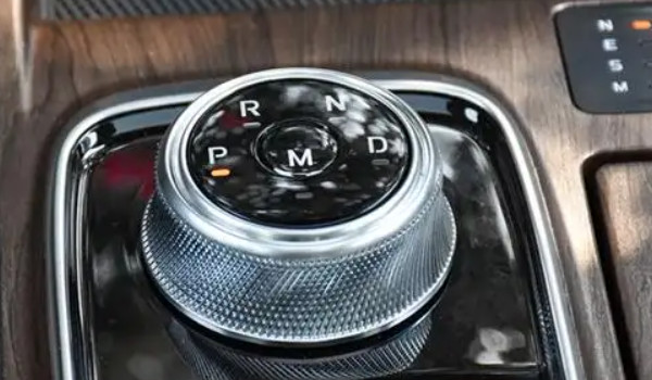 福特領裕的三大件怎么樣 輸出馬力可達224匹(濕式雙離合變速箱)