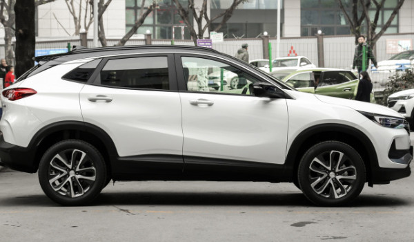 昂科拉油耗多少真實(shí)油耗 百公里油耗7.3L(油耗一公里6毛錢)