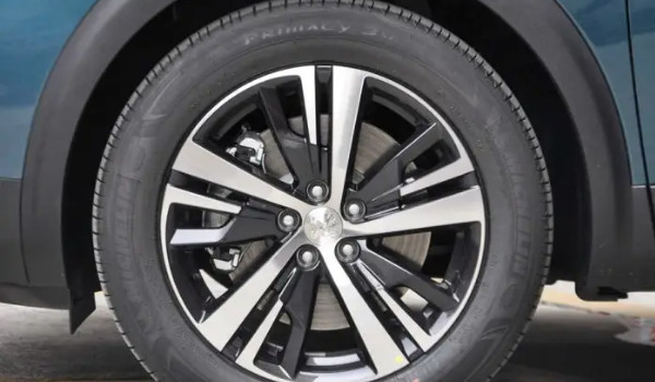 標致5008輪胎型號規格 輪胎型號235/50 r19(采用馬牌輪胎)