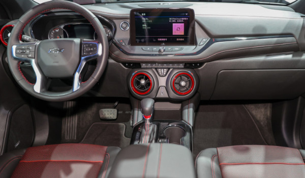 雪佛蘭開拓者安全性能怎么樣 主動安全配置齊全(搭載六個氣囊)