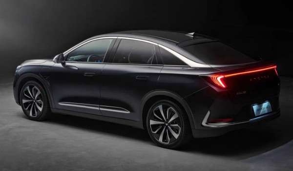 純電動(dòng)汽車排名及價(jià)格一覽 比亞迪海豹排第一(新車售價(jià)20萬)